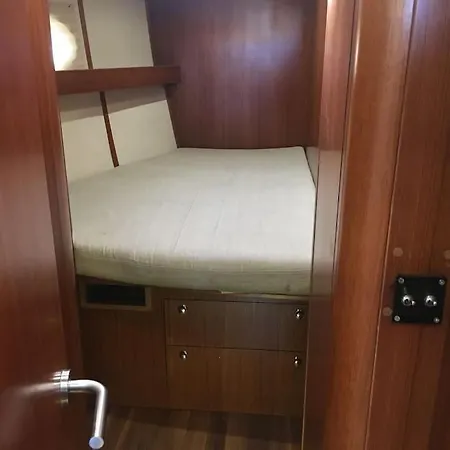 Velero Lujo, 4 Camarotes, 3 Banos, Marina Valence