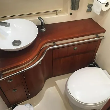 Velero Lujo, 4 Camarotes, 3 Banos, Marina Bateau-hôtel