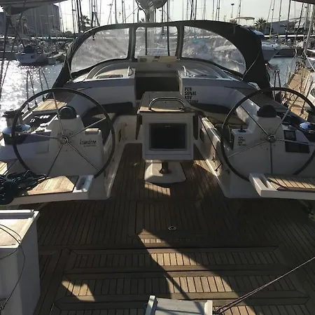 Velero Lujo, 4 Camarotes, 3 Banos, Marina Bateau-hôtel